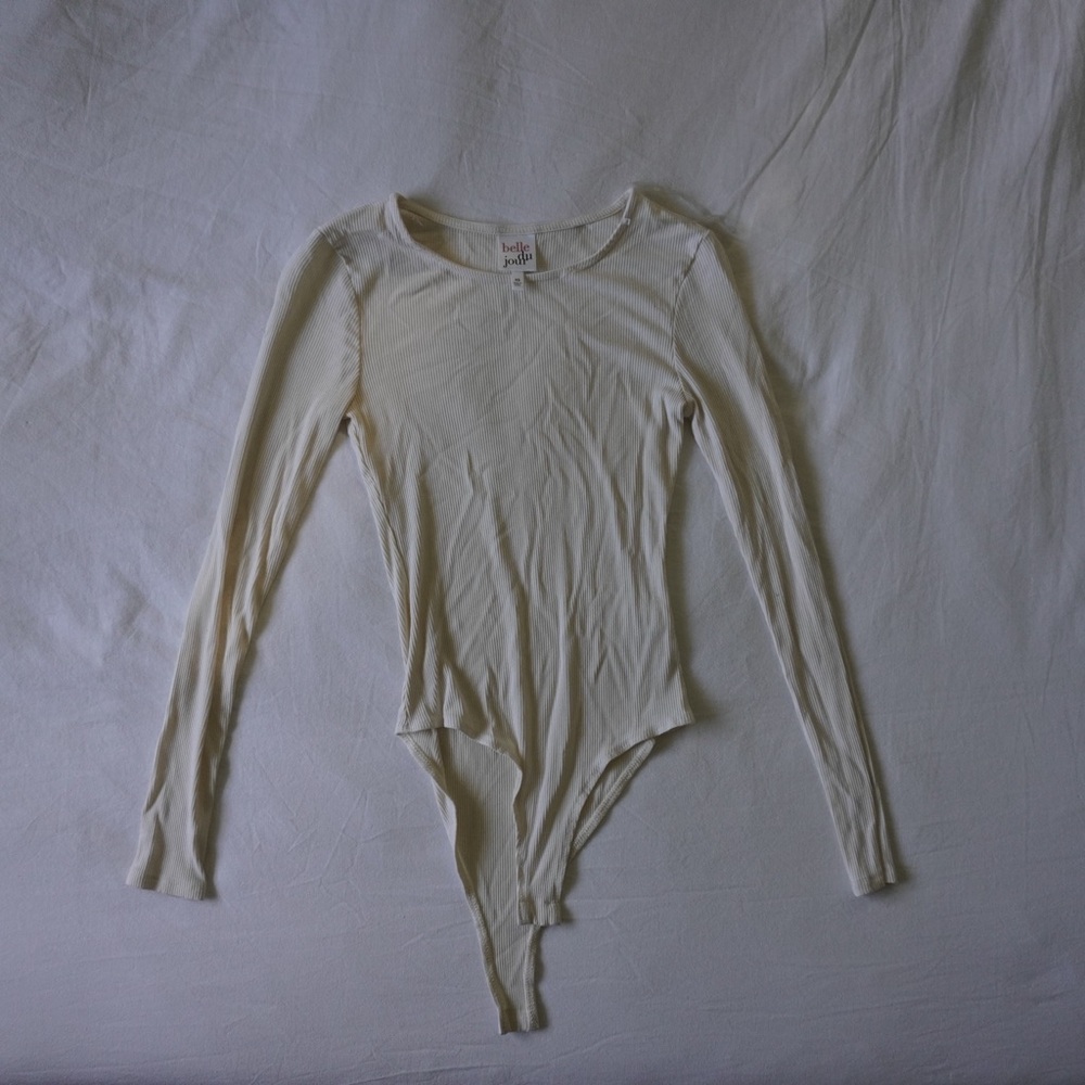 cream longsleeve ribbed bodysuit